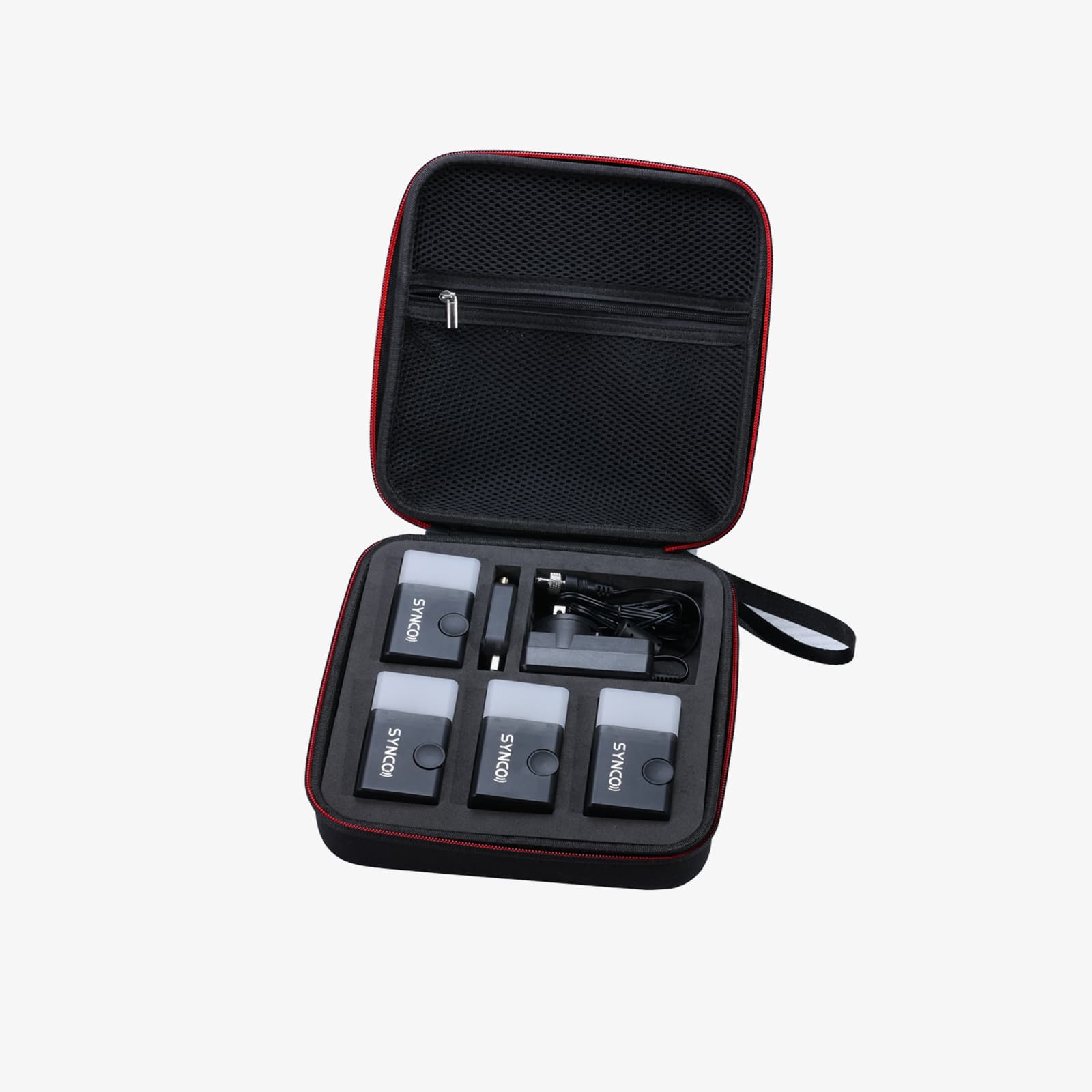 The SYNCO CE3 comes with a convenient carrying case.