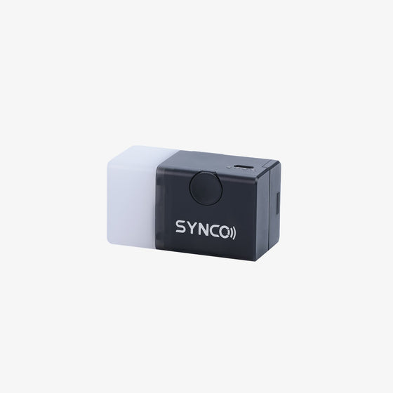 The SYNCO CE3 is not in use when its tally light is white.