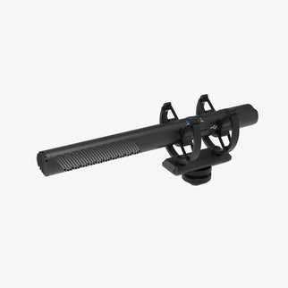 The SYNCO D30 is equipped with a shock mount.