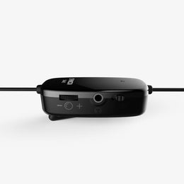 The SYNCO S6M2 wired lavalier microphone comes with a dedicated phone/camera mode switch button.