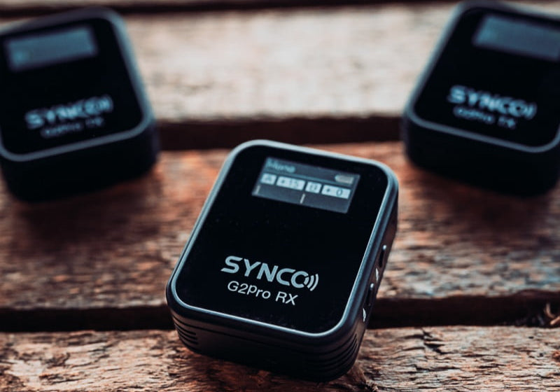 What microphones do YouTubers use?