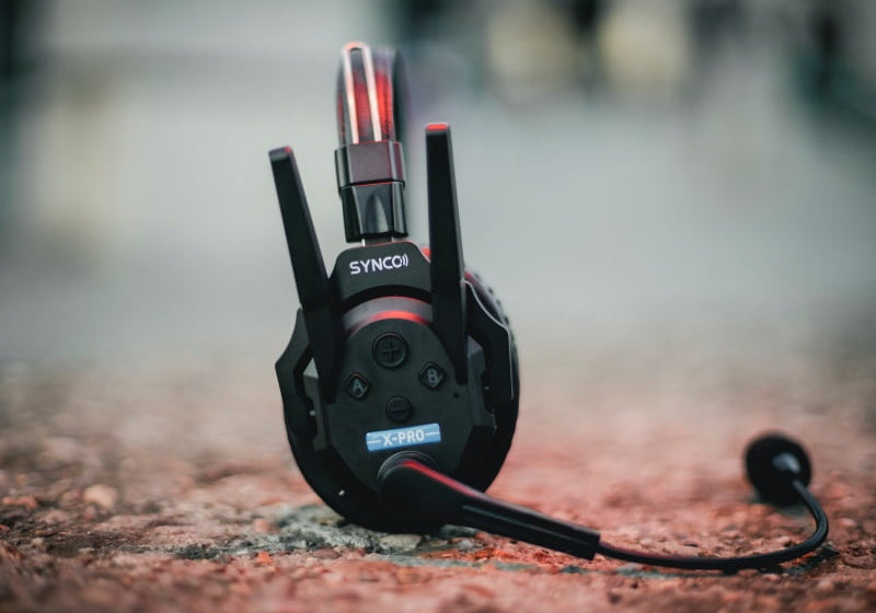 Two way radio wireless headset: What to buy in 2025?