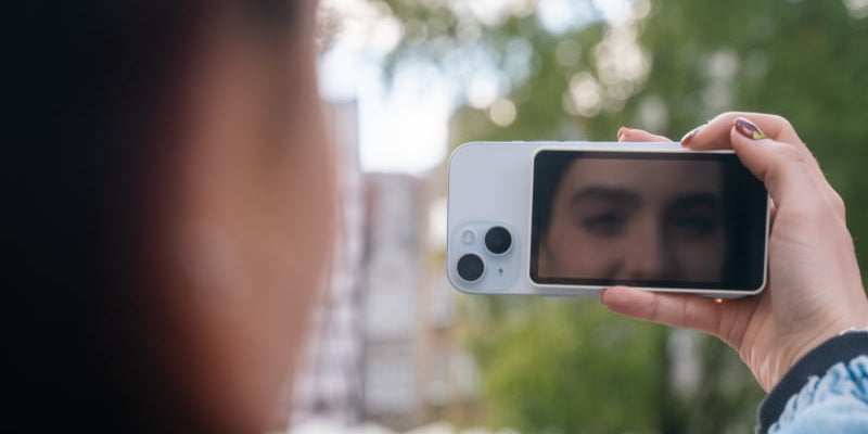 Buyer’s guide to external monitor for iPhone filming in 2025