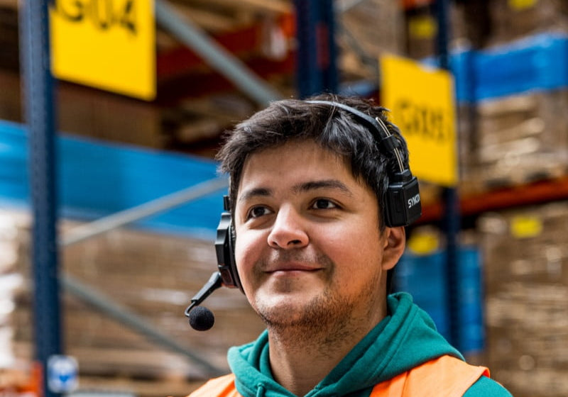 Complete guide to warehouse communication headsets in 2025