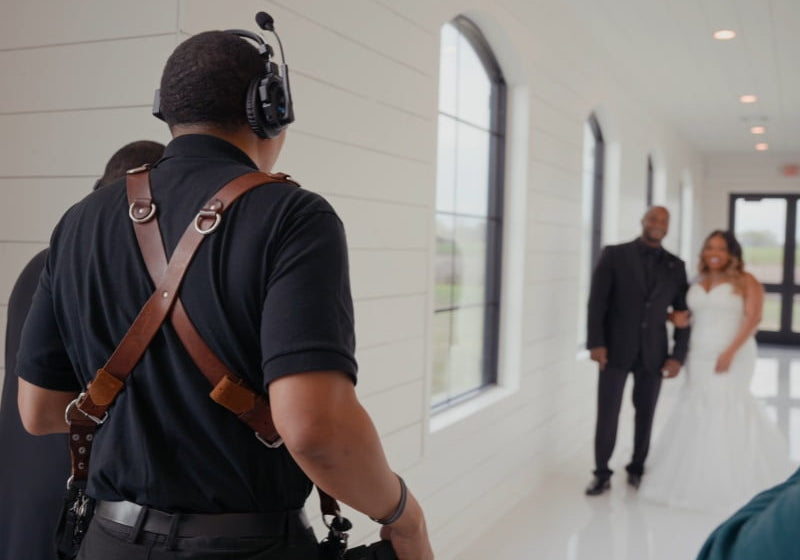 Wedding planner headset: What it is, why use it and how to choose