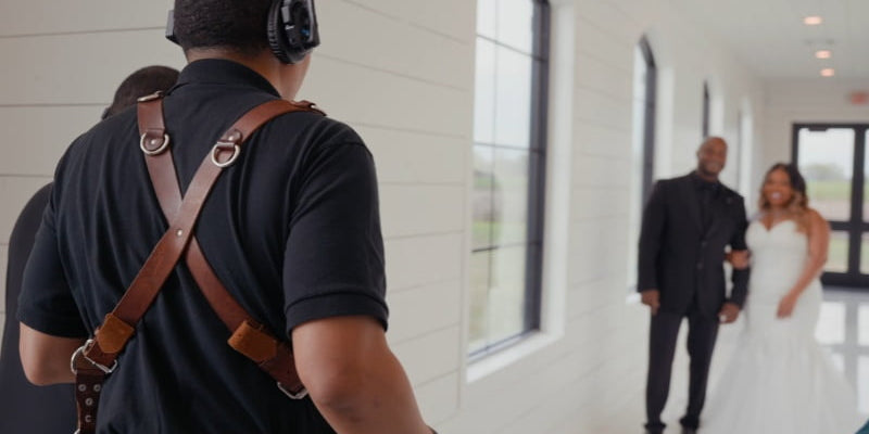 Wedding planner headset: What it is, why use it and how to choose