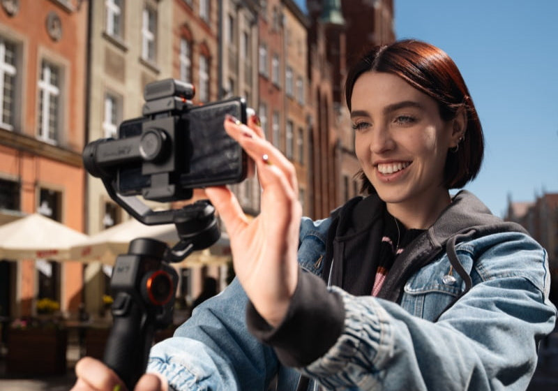 How to make a travel video with a phone: Step-by-step guide for 2025