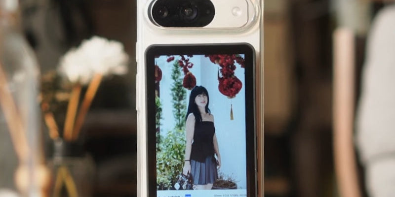 How to take a selfie from a distance: 7 easy ways with your phone