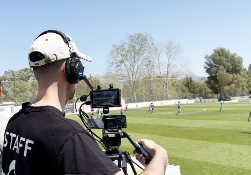 Buyer guide to sports broadcast headsets in 2025