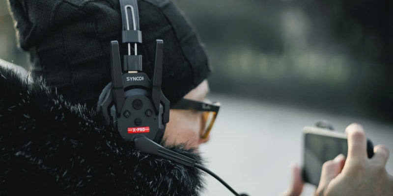 Smart headset for events and tours: What to know before buying