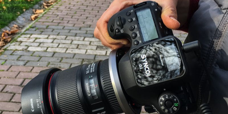 Best budget wireless microphone for vlogging: Top 4 picks