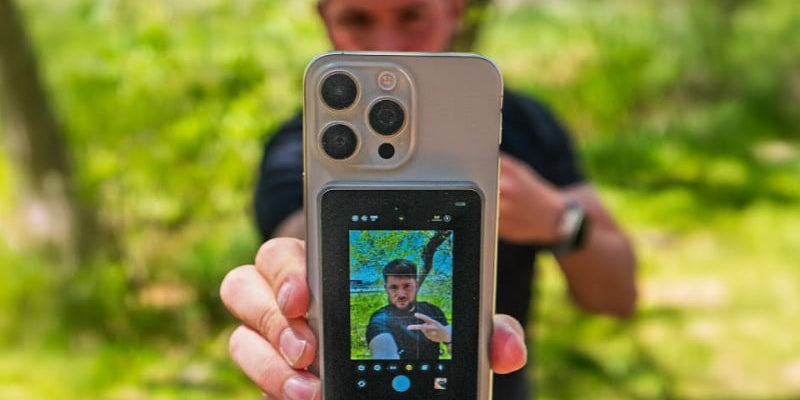 How to take a great selfie on iPhone