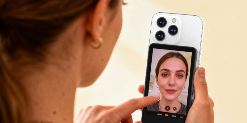 Best Vlog Monitor for iPhone: 2026 Buyer’s Guide