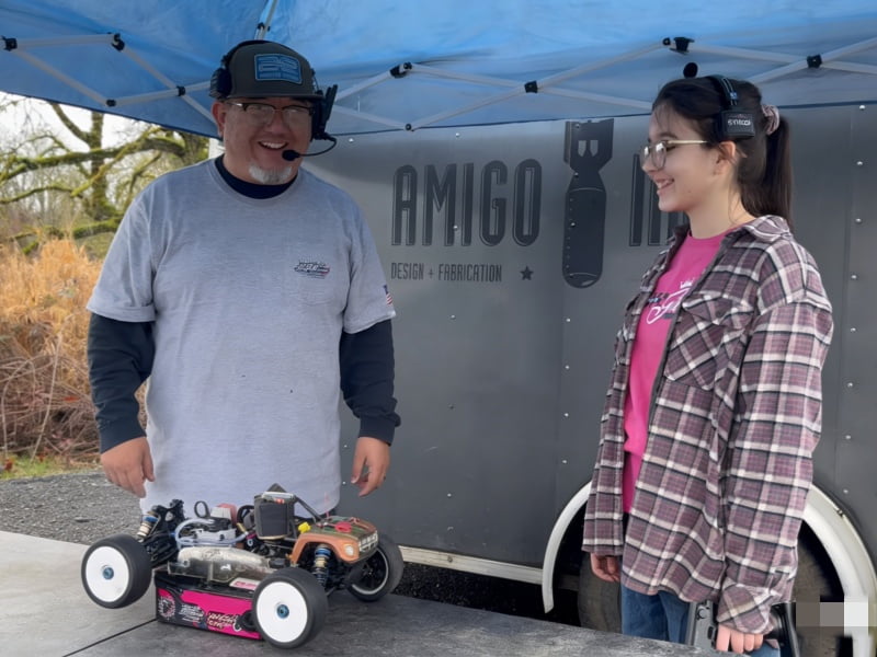 How to choose RC racing headsets for clear communication?