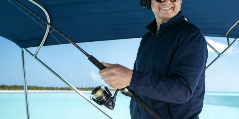Marine radio headset: Which frequency band is right for you?