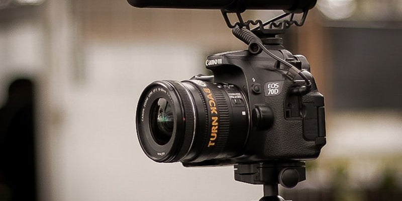 Everything to know about camera microphone in video production