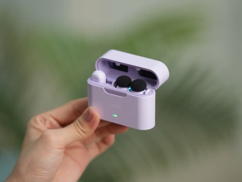 Wireless microphone for meetings: Why AI is the future?