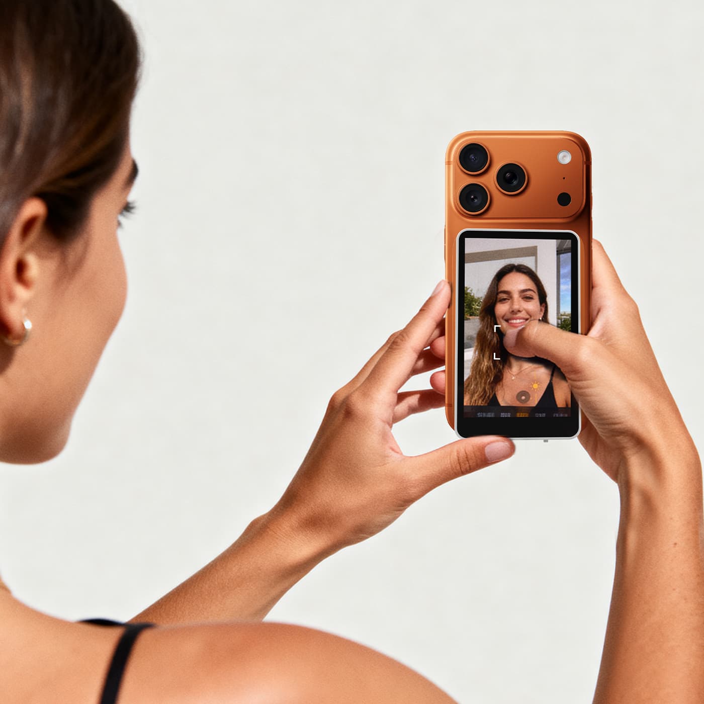 The M4 Touch screen monitor controlling selfie focus of iPhone 17 Pro Max