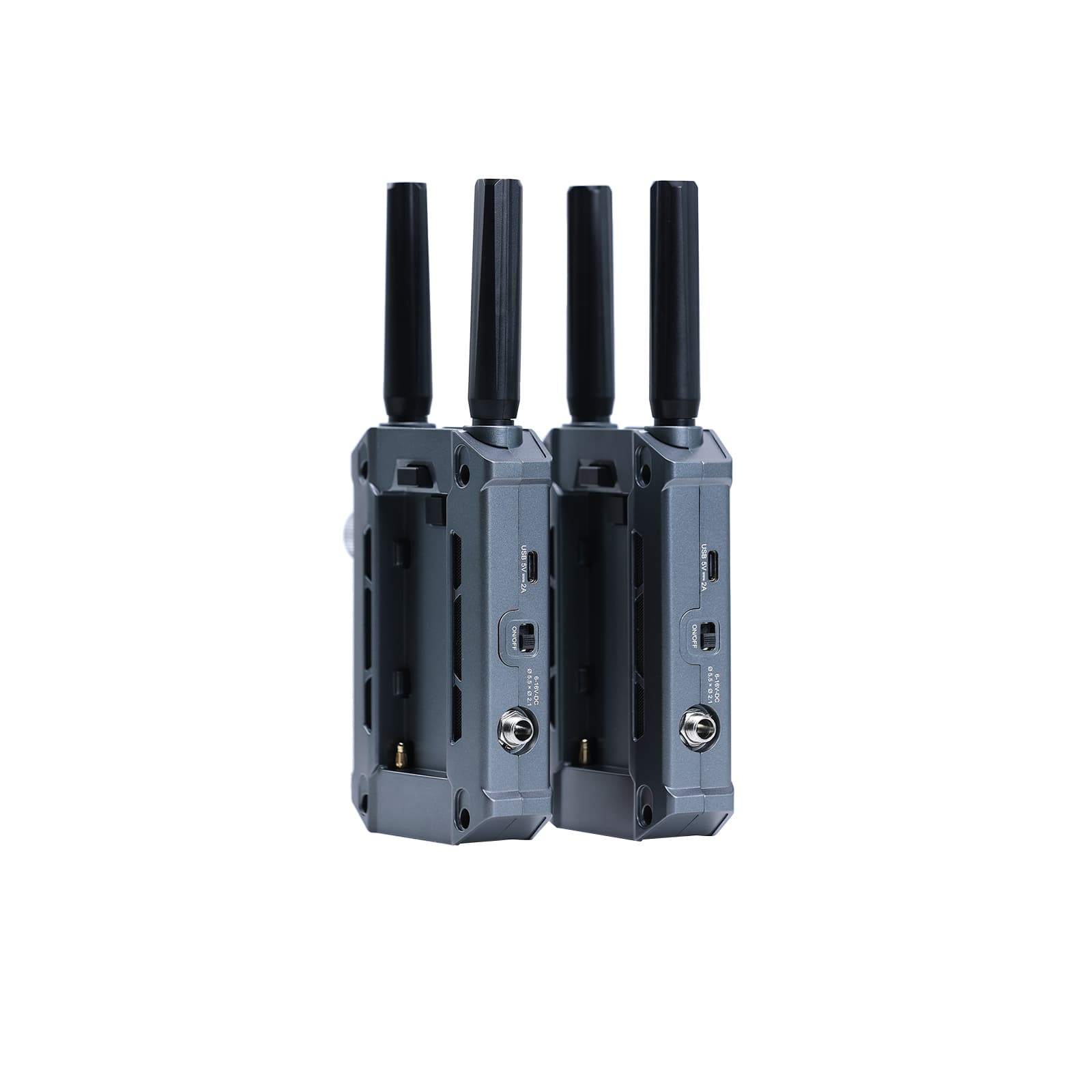 SYNCO XVision 4K wireless video transmission system features NP-F battery slot, DC port, and USB-C port for flexible powering.