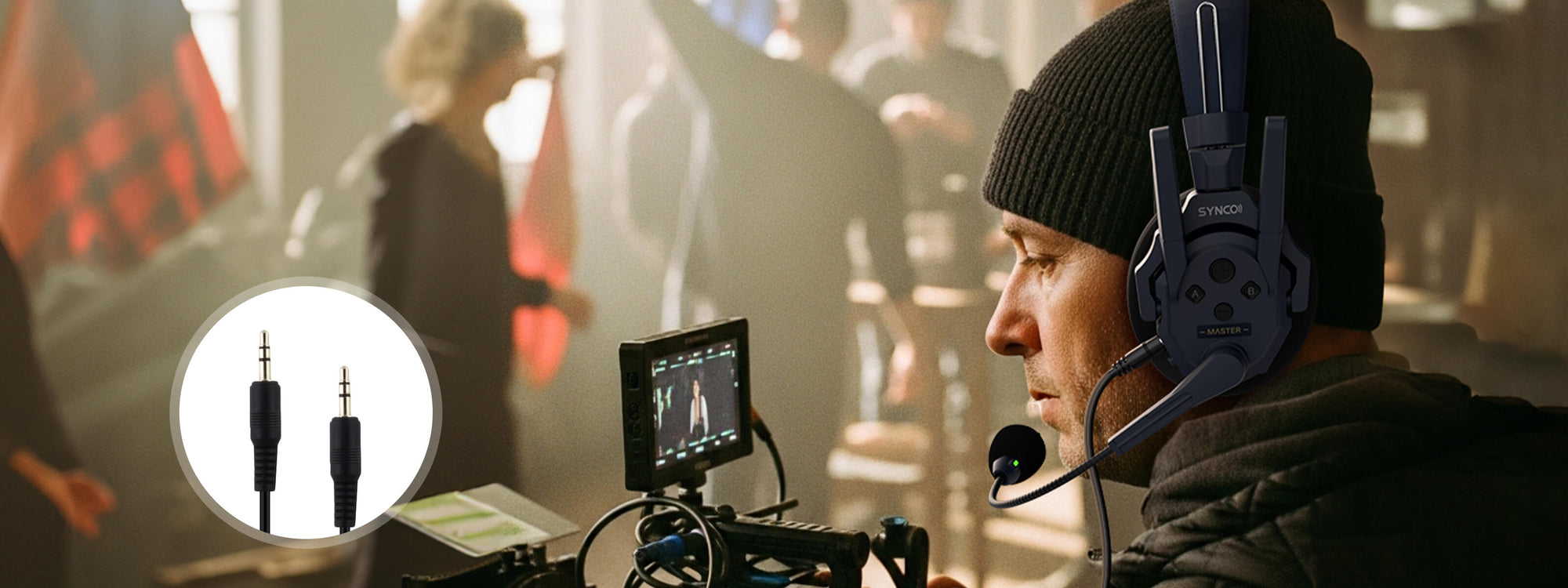 SYNCO Xtalk Master wireless talkback headsets has a 3.5mm jack for cameramen to monitor audio.